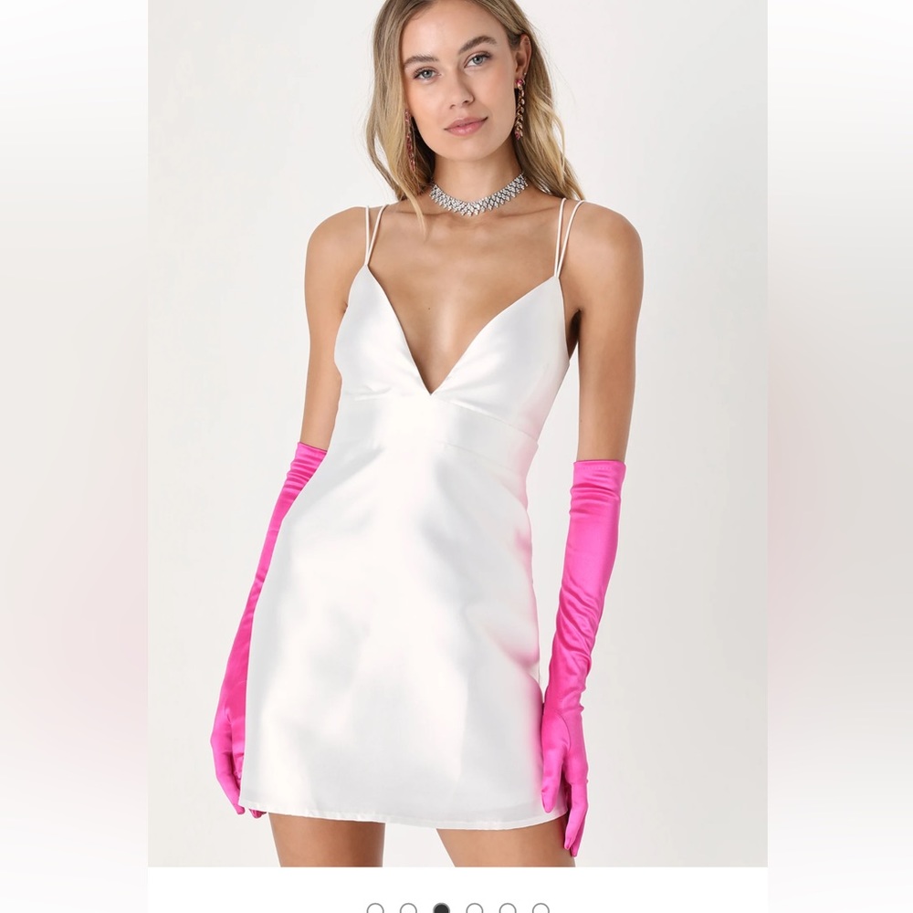 NEVER WORN Glamorous Life White Sleeveless Mini Dress